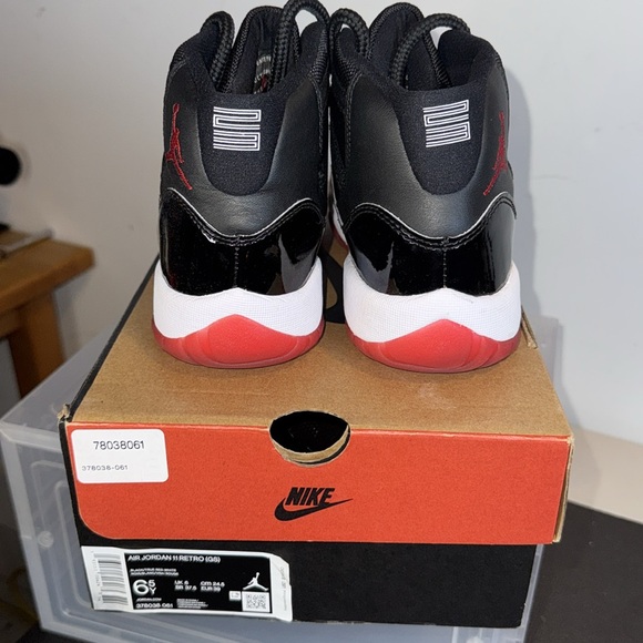 Nike Kids Air Jordan 11 Retro Black and Red Shoes 6.5Y - Picture 4 of 6